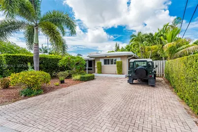 2115 NE 15th Ave, Wilton Manors, FL 33305 - Photo 23