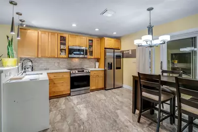 2115 NE 15th Ave, Wilton Manors, FL 33305 - Photo 5