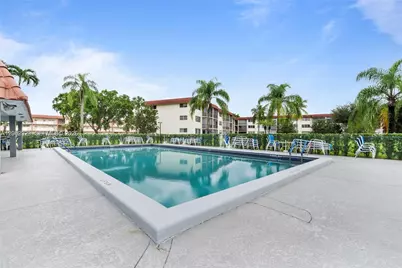 800 S Hollybrook Dr #205, Pembroke Pines, FL 33025 - Photo 21