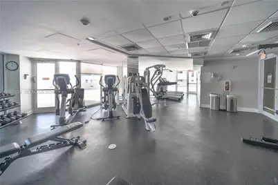 6301 Collins Ave #2802, Miami Beach, FL 33141 - Photo 23