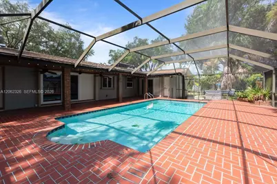 8331 SW 156th St, Palmetto Bay, FL 33157 - Photo 21