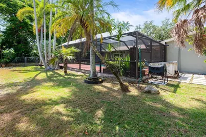 8331 SW 156th St, Palmetto Bay, FL 33157 - Photo 23