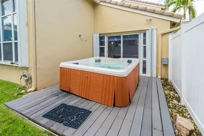 17513 NW 10th St, Pembroke Pines, FL 33029 - Photo 37