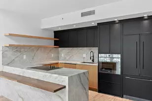 92 SW 3rd St, Miami, FL 33130 - Photo 11