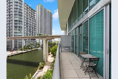 92 SW 3rd St #704, Miami, FL 33130 - Photo 25