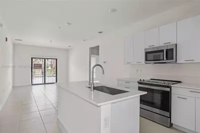8001 NW 41st St #F-106, Doral, FL 33166 - Photo 3