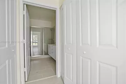 8001 NW 41st St #F-106, Doral, FL 33166 - Photo 11