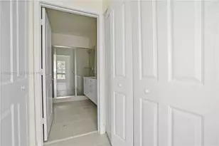 8001 NW 41st St, Doral, FL 33166 - Photo 11
