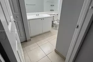 8020 N Nob Hill Rd, Tamarac, FL 33321 - Photo 7