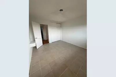 1021 Crystal Lake Dr #304, Deerfield Beach, FL 33064 - Photo 11
