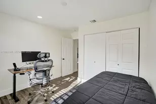 581 SW 169th Way, Weston, FL 33326 - Photo 17