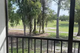 7825 Fairview Dr, Tamarac, FL 33321 - Photo 11