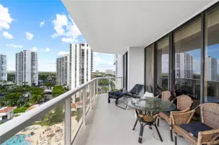 20281 E Country Club Dr, Aventura, FL 33180 - Photo 23