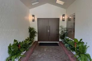 9980 SW 83rd Ave, Miami, FL 33156 - Photo 3