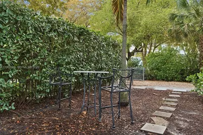 435 NE 69th St #2, Miami, FL 33138 - Photo 9