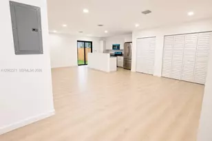 552 NW 7th St, Florida City, FL 33034 - Photo 5