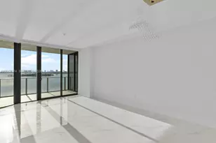 700 NE 24th St, Miami, FL 33137 - Photo 5