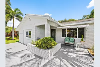 2841 NW 69th Ct, Fort Lauderdale, FL 33309 - Photo 3