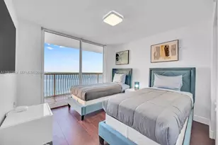 1200 Brickell Bay Dr, Miami, FL 33131 - Photo 15