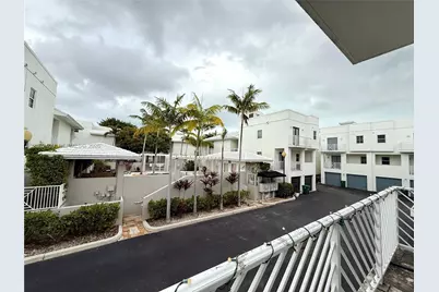 1033 SW 9th Ct #M-2, Miami, FL 33130 - Photo 11