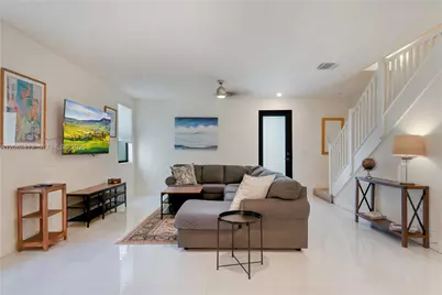10425 NW 82nd St #4, Doral, FL 33178 - Photo 7