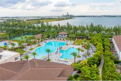 10425 NW 82nd St #4, Doral, FL 33178 - Photo 31