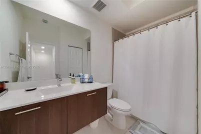 10425 NW 82nd St #4, Doral, FL 33178 - Photo 21