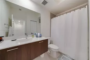 10425 NW 82nd St, Doral, FL 33178 - Photo 21