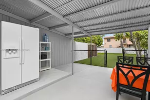 2815 NW 14th St, Miami, FL 33125 - Photo 13