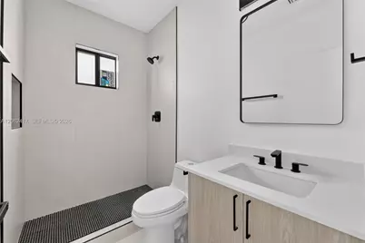 2109 NW 65 St, Unincorporated Dade County, FL 33147 - Photo 27