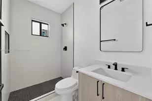 2109 NW 65th St, Unincorporated Dade County, FL 33147 - Photo 27