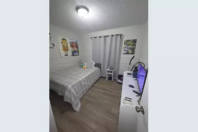 1472 NW 154th Ln, Pembroke Pines, FL 33028 - Photo 9