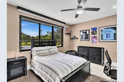 1021 NW 115th Ave, Plantation, FL 33323 - Photo 93