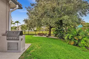1021 NW 115th Ave, Plantation, FL 33323 - Photo 67