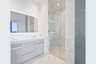 2811 S Bayshore Dr #5C, Coconut Grove, FL 33133 - Photo 15
