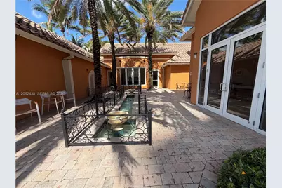 3330 NE 190th St #2711, Aventura, FL 33180 - Photo 53