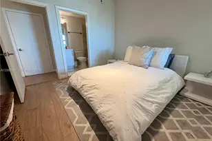 3330 NE 190th St, Aventura, FL 33180 - Photo 39