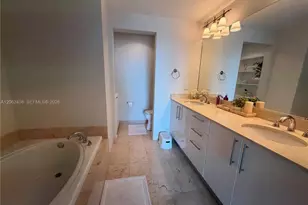 3330 NE 190th St, Aventura, FL 33180 - Photo 31