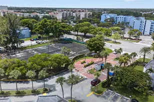 9429 Fontainebleau Blvd, Miami, FL 33172 - Photo 37