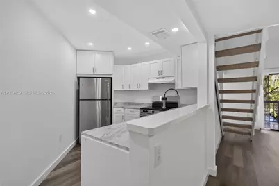 9429 Fontainebleau Blvd #201-33, Miami, FL 33172 - Photo 7