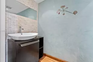 555 NE 15th St, Miami, FL 33132 - Photo 7
