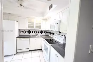 19051 NE 2nd Ave, Miami, FL 33179 - Photo 3