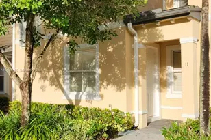 2885 SE 1st Dr, Homestead, FL 33033 - Photo 1