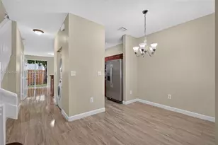 2885 SE 1st Dr, Homestead, FL 33033 - Photo 9
