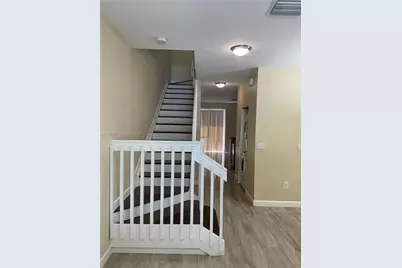 2885 SE 1st Dr #11, Homestead, FL 33033 - Photo 5