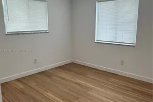 2669 NW 24th Ct, Fort Lauderdale, FL 33311 - Photo 15