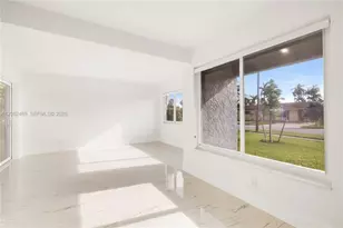 2111 N 14th Ct, Hollywood, FL 33020 - Photo 7