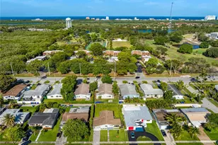 2111 N 14th Ct, Hollywood, FL 33020 - Photo 27