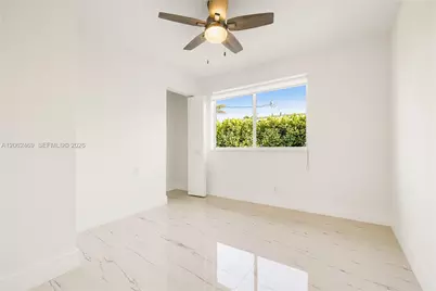 2111 N 14th Ct, Hollywood, FL 33020 - Photo 17