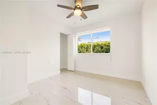 2111 N 14th Ct, Hollywood, FL 33020 - Photo 17